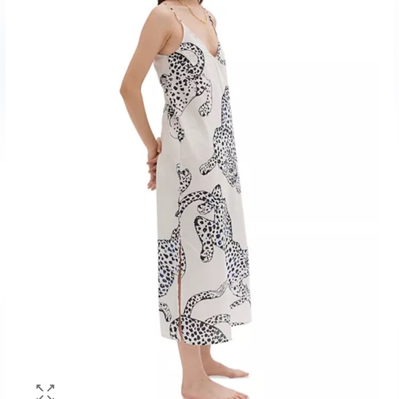 NWT Desmond & Dempsey
Jag Print Nightgown - Picture 4 of 13